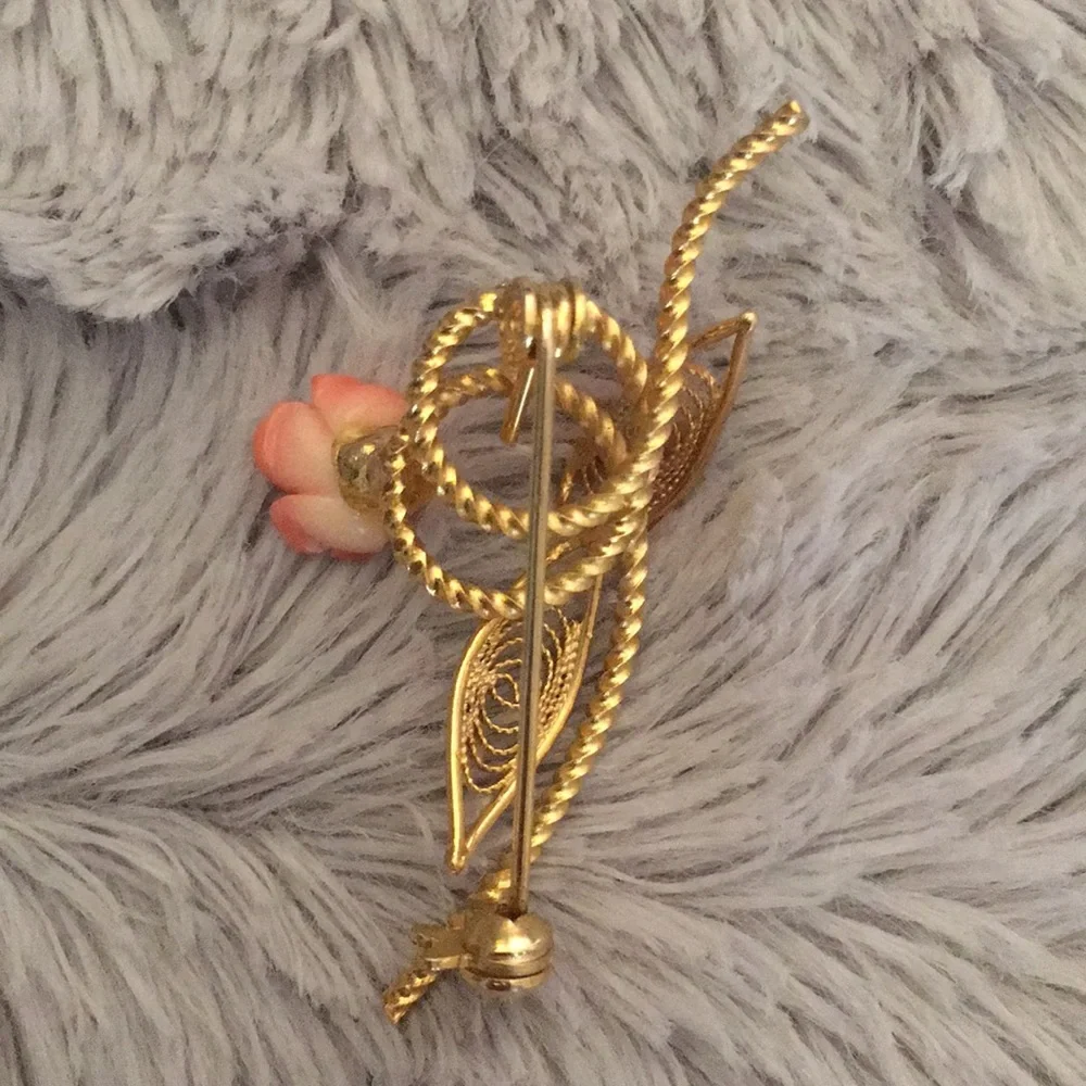 Vintage Gold Patterned Brooch with Rose Pendant